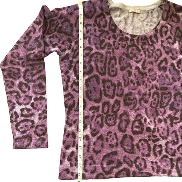 PLANET Purple Soft & Stylish Leopard Animal Print Sweater Top  (Size Medium), - Picture 9 of 11
